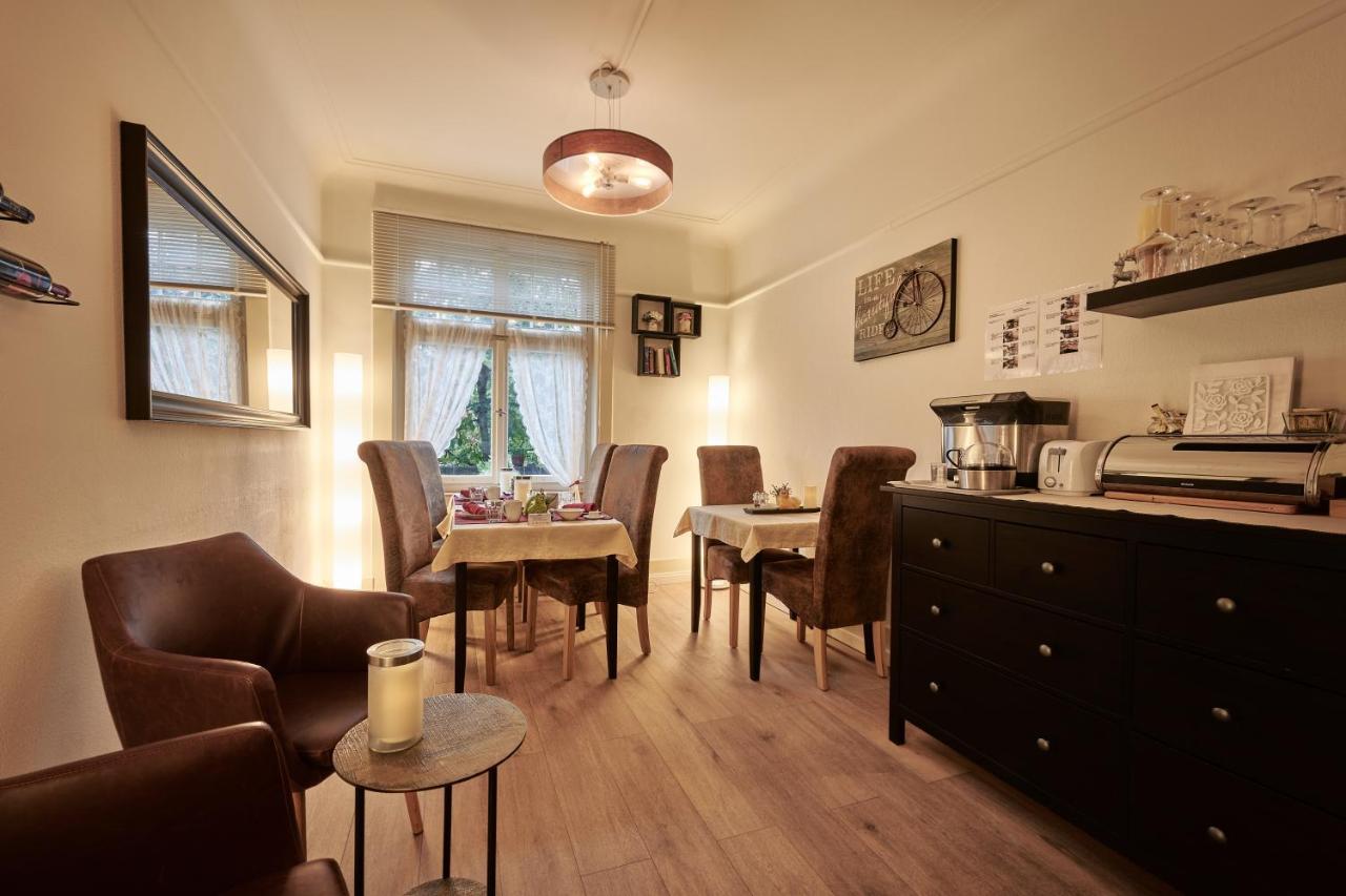Max Aviation Villa & Apartments Bern Eksteriør bilde