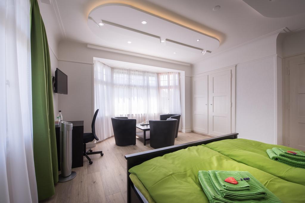 Max Aviation Villa & Apartments Bern Eksteriør bilde