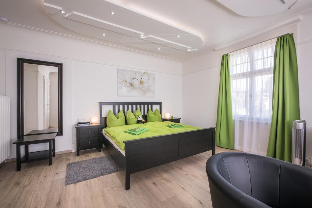 Max Aviation Villa & Apartments Bern Eksteriør bilde