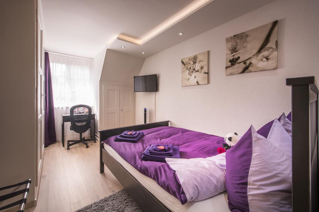 Max Aviation Villa & Apartments Bern Eksteriør bilde