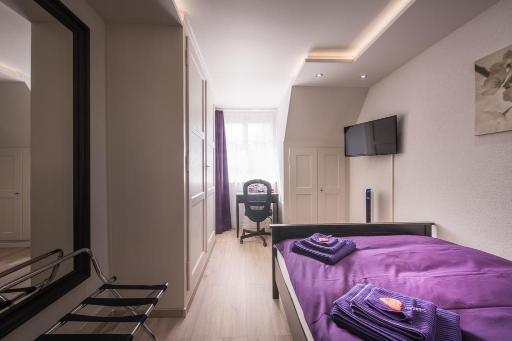 Max Aviation Villa & Apartments Bern Eksteriør bilde
