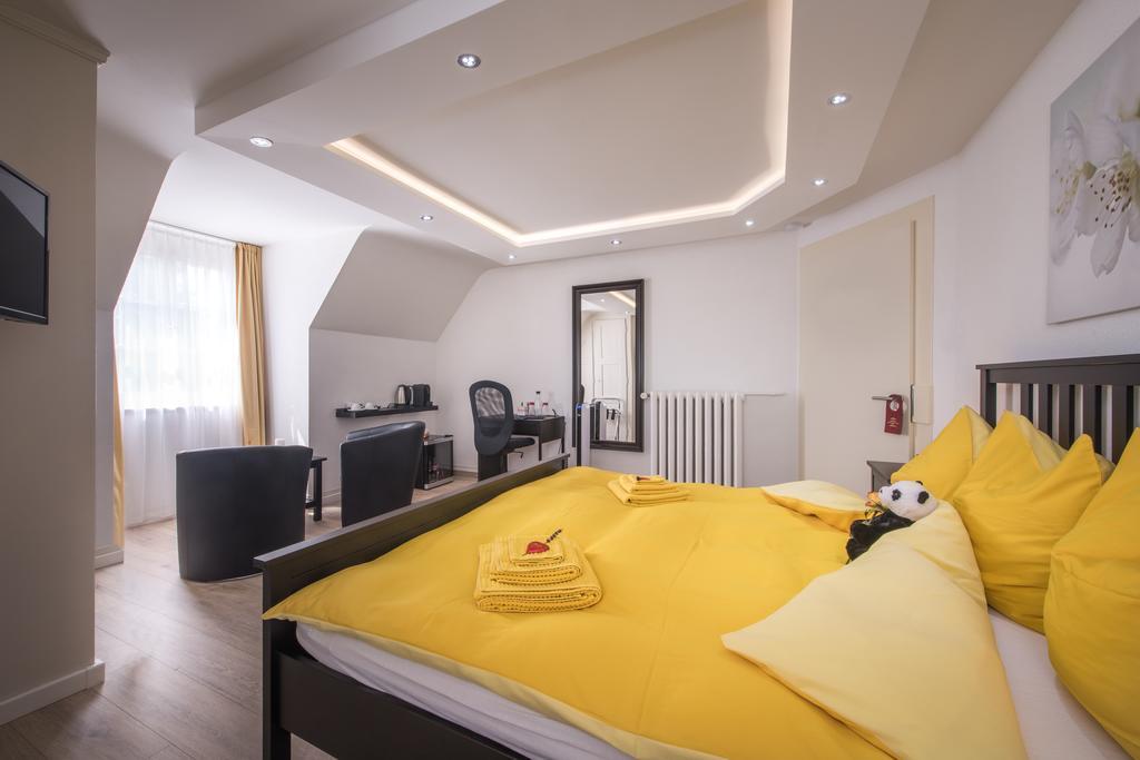 Max Aviation Villa & Apartments Bern Eksteriør bilde