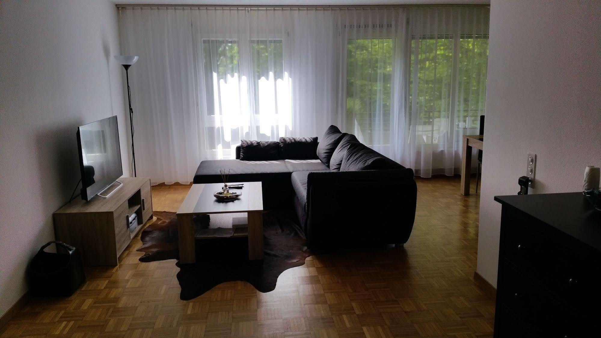 Max Aviation Villa & Apartments Bern Eksteriør bilde
