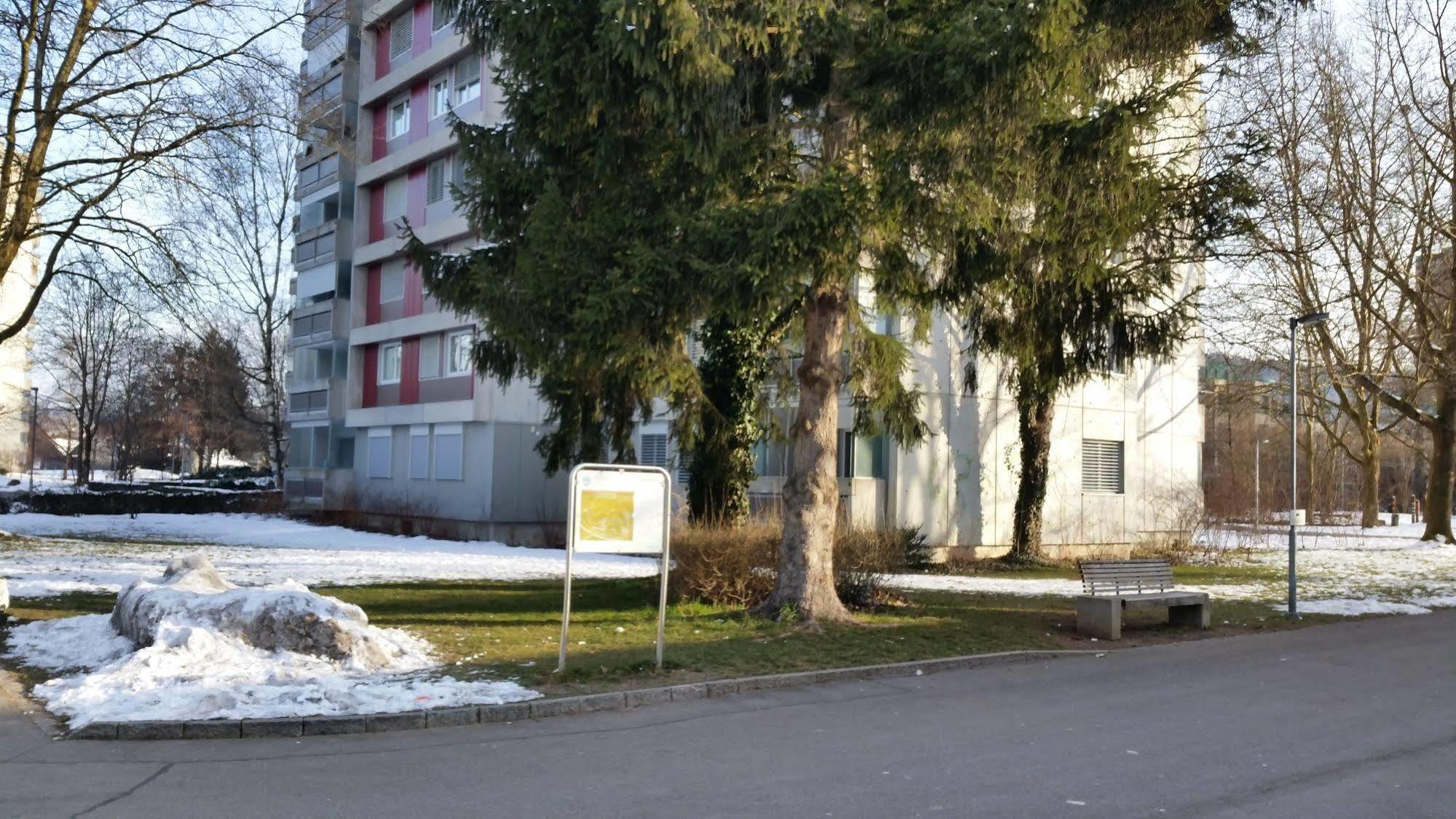 Max Aviation Villa & Apartments Bern Eksteriør bilde